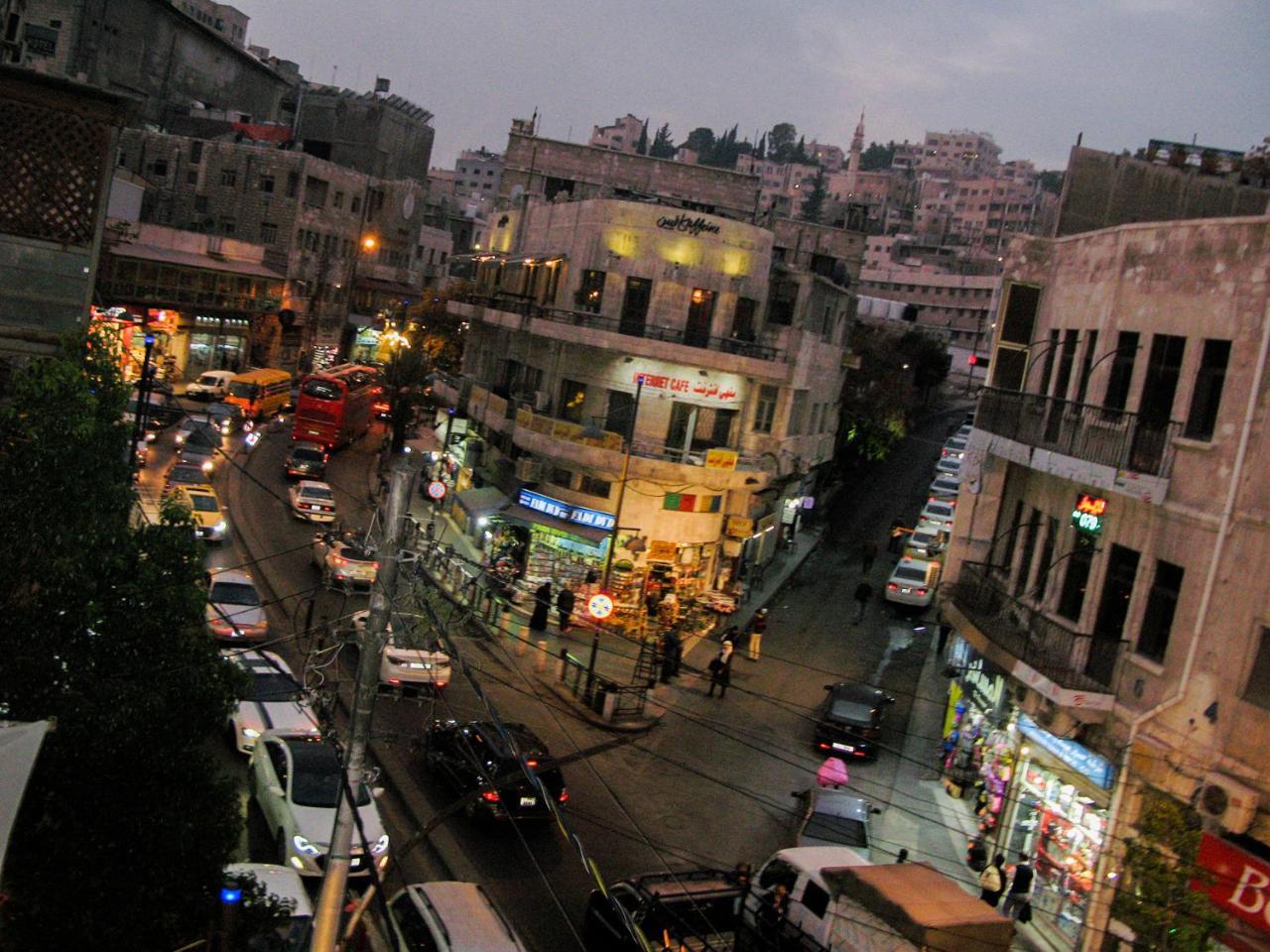 Cliff Hostel Amman Exterior foto